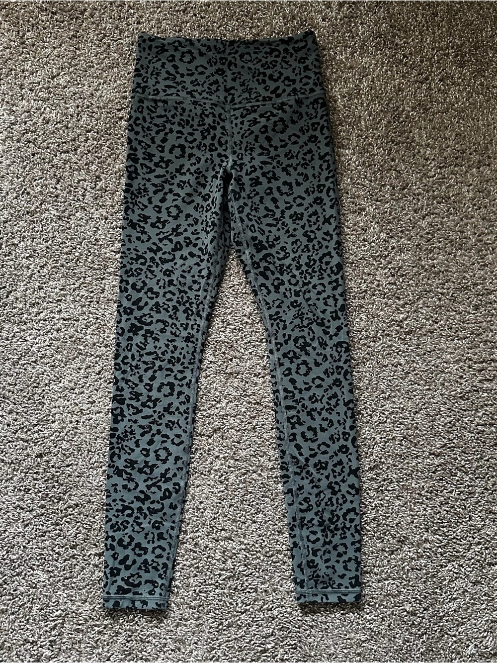 Athleta Elation Ultra High Rise Leopard Leggings XS - Picture 3 of 5